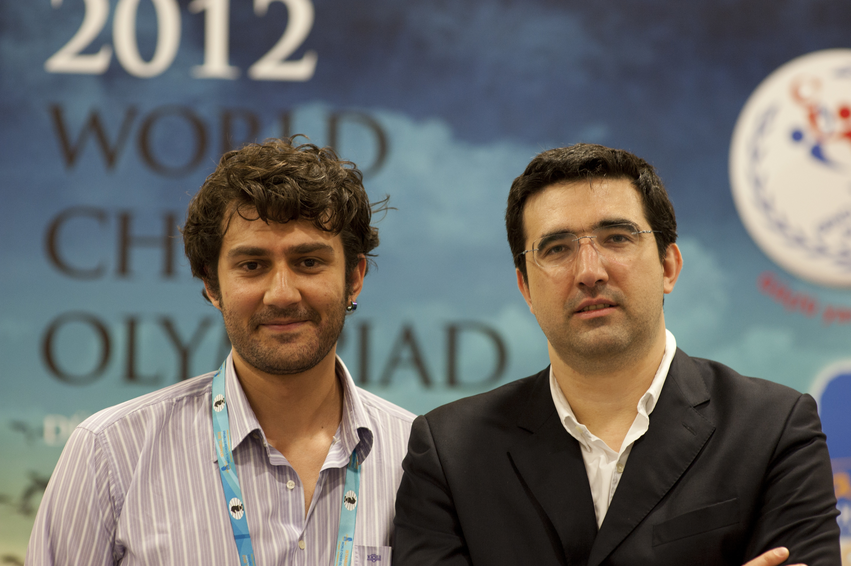 img: Ⓐli P☮latel & Vladimir Kramnik at 2012 Istanbul Chess Olympiad shortly after Kramnik's win against Levon Aronian